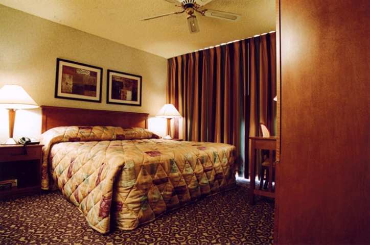 Embassy Suites By Hilton Oklahoma City Will Rogers Airport Ruang foto